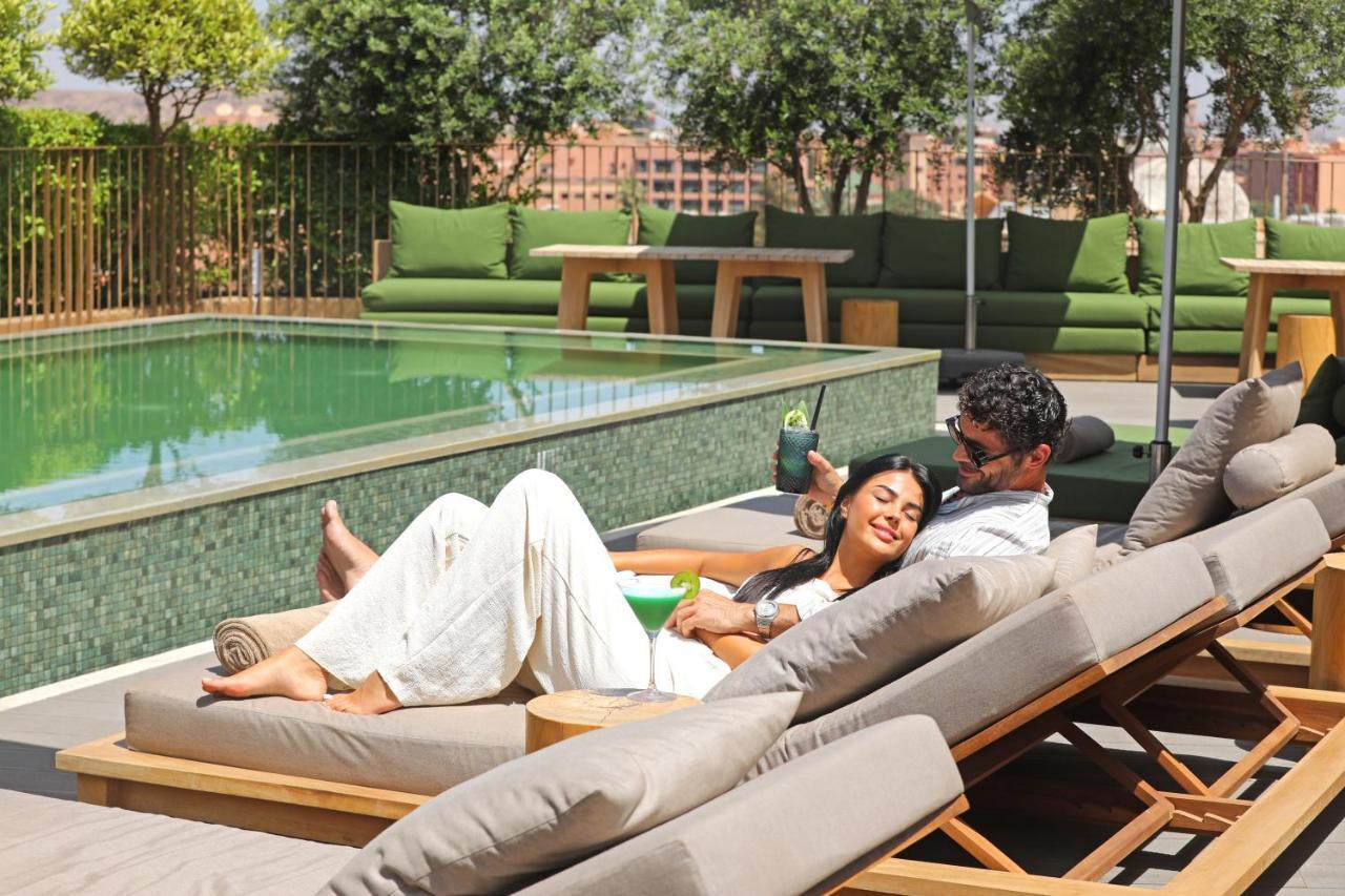 Hotel Jadali & Spa Marrakesh Luaran gambar The swimming pool at the hotel